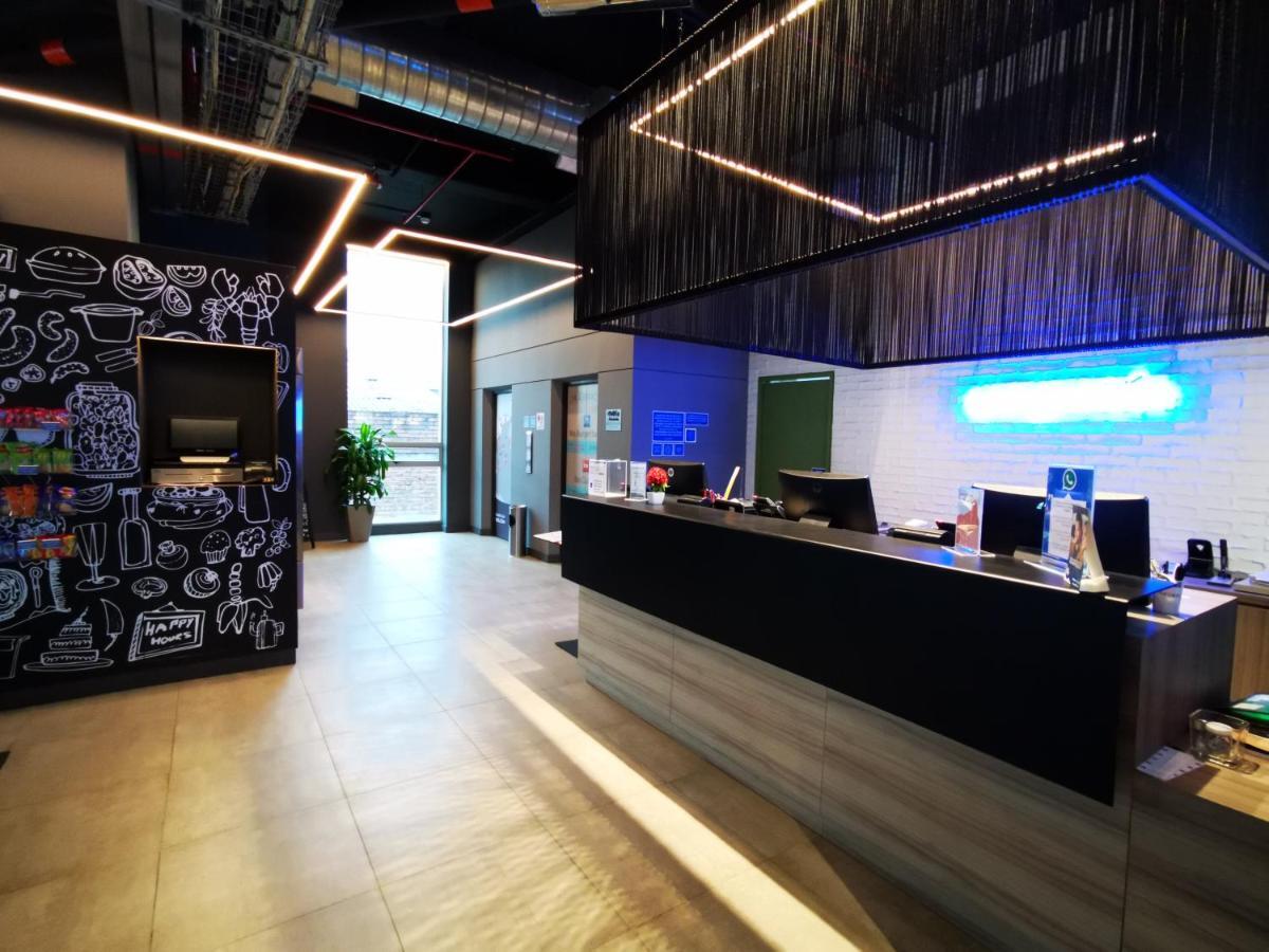 Ibis Budget Itagui Luaran gambar